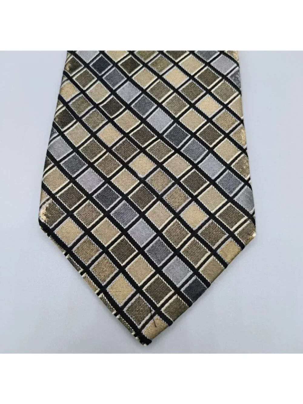 Perry Ellis Portfolio Mens Geometric Checkered Silk Tie (Fair/Good Condition)